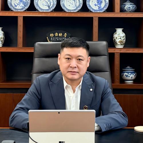 高级专家 胡洪雨